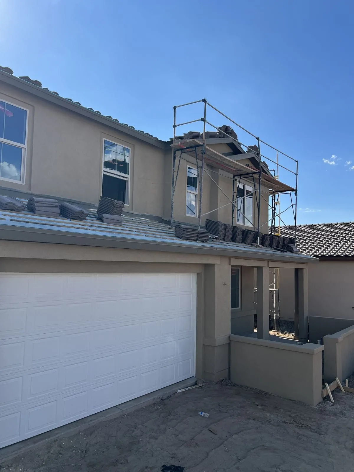 GAF Timberline HDZ shingle bundles staged for installation